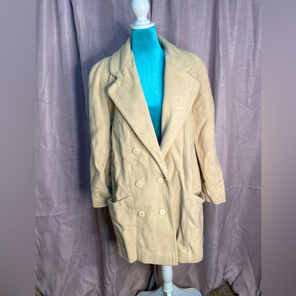 Alorna: vintage cream wool blend coat